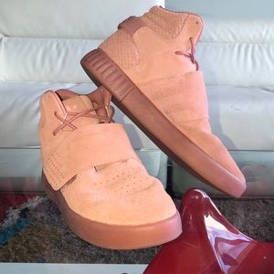 Adidas Tubular Strap (Pink)